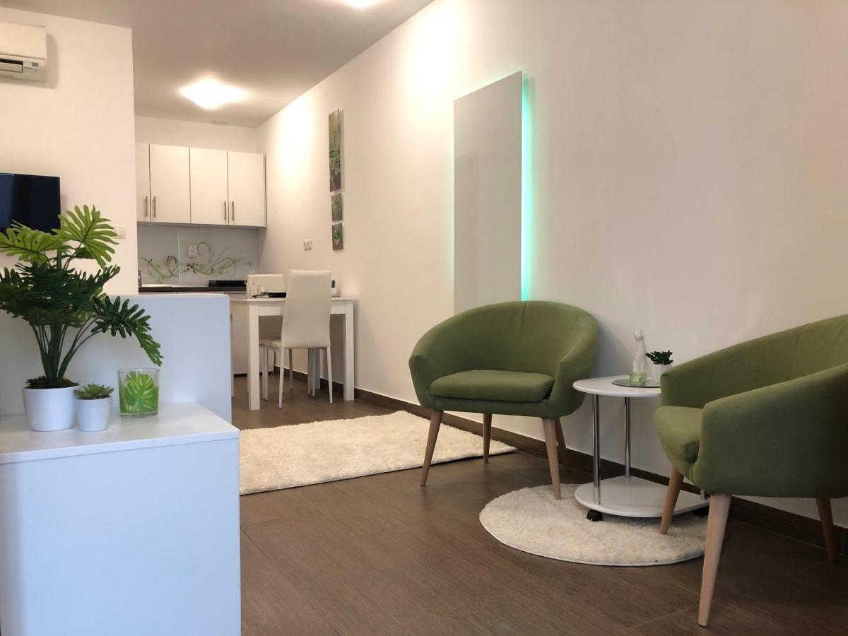 Luxury Central Studio Under The Castle Apartment Ljubljana Exterior photo